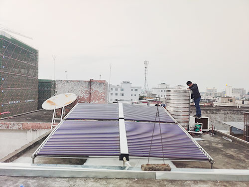 太阳能热水器 原理、优势与选购安装全指南